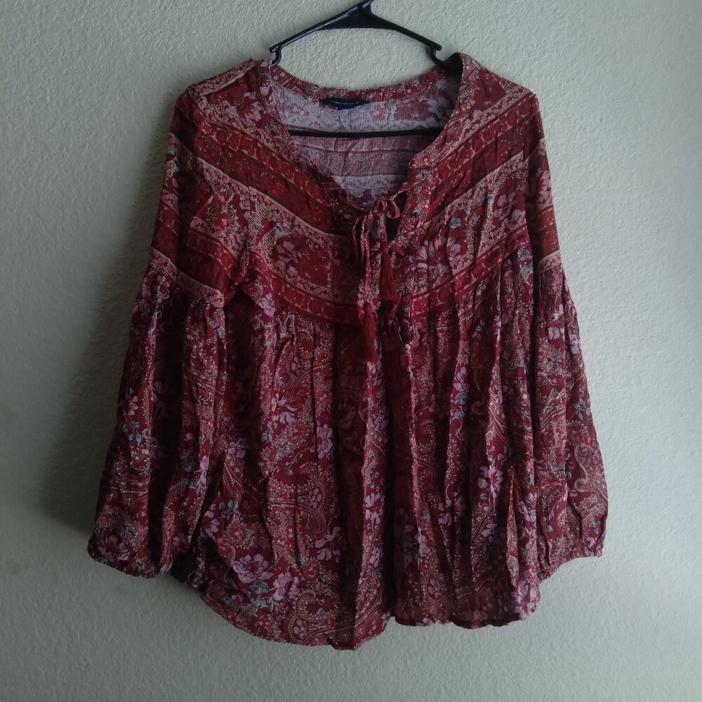 American Eagle Red Paisley Peasant Blouse with Lace Up Tassels Womens Size XS